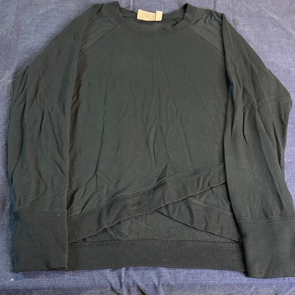 Athleta Sweaters - Athleta Women's Black Crewneck Sweater
